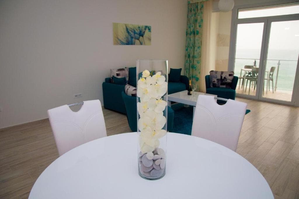 Apartman (pogled na more) u Nautilus Apartments, Crna Gora — 9